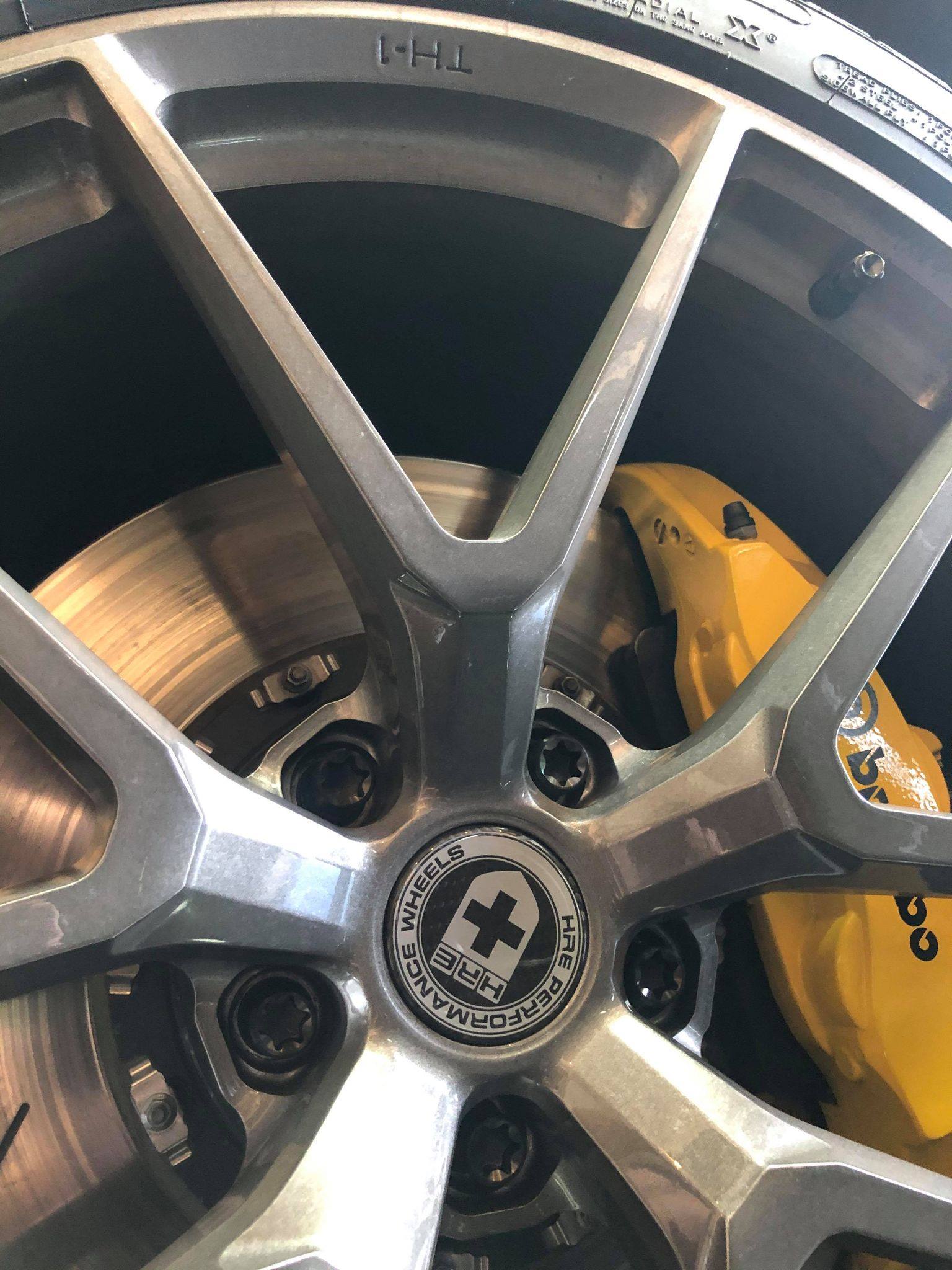 14x1.5 Torx lug nuts