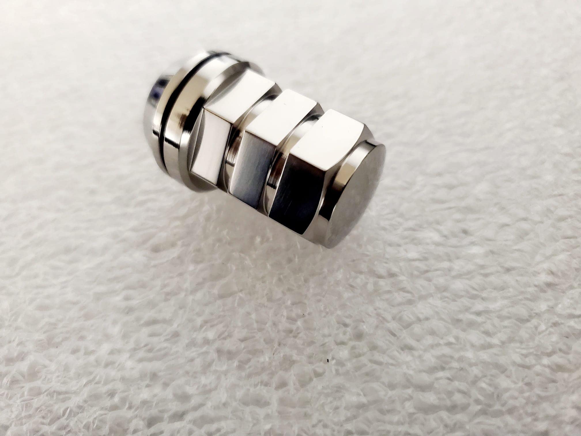 14x1.5 titanium lugs v2