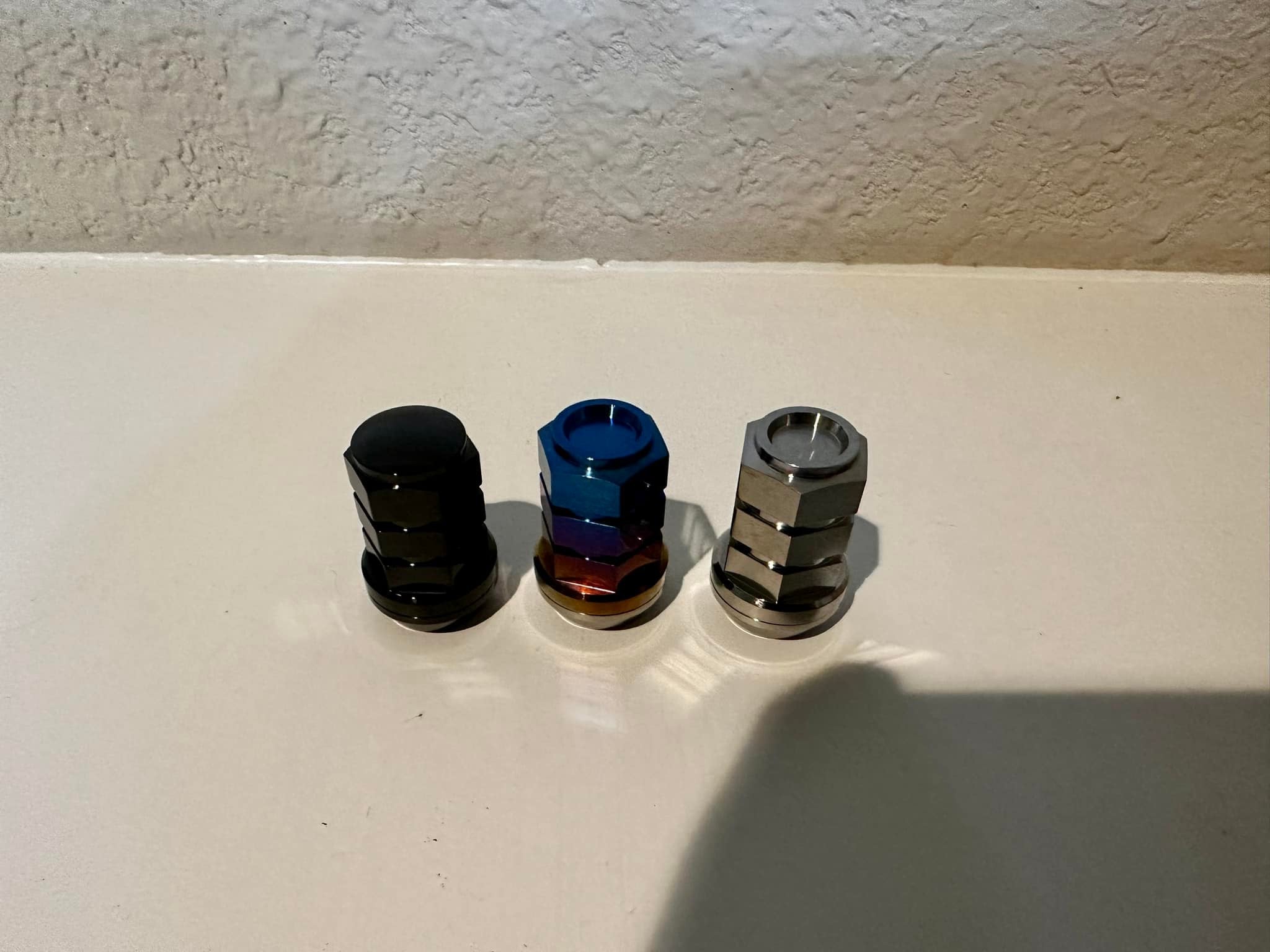14x1.5 titanium lugs v2