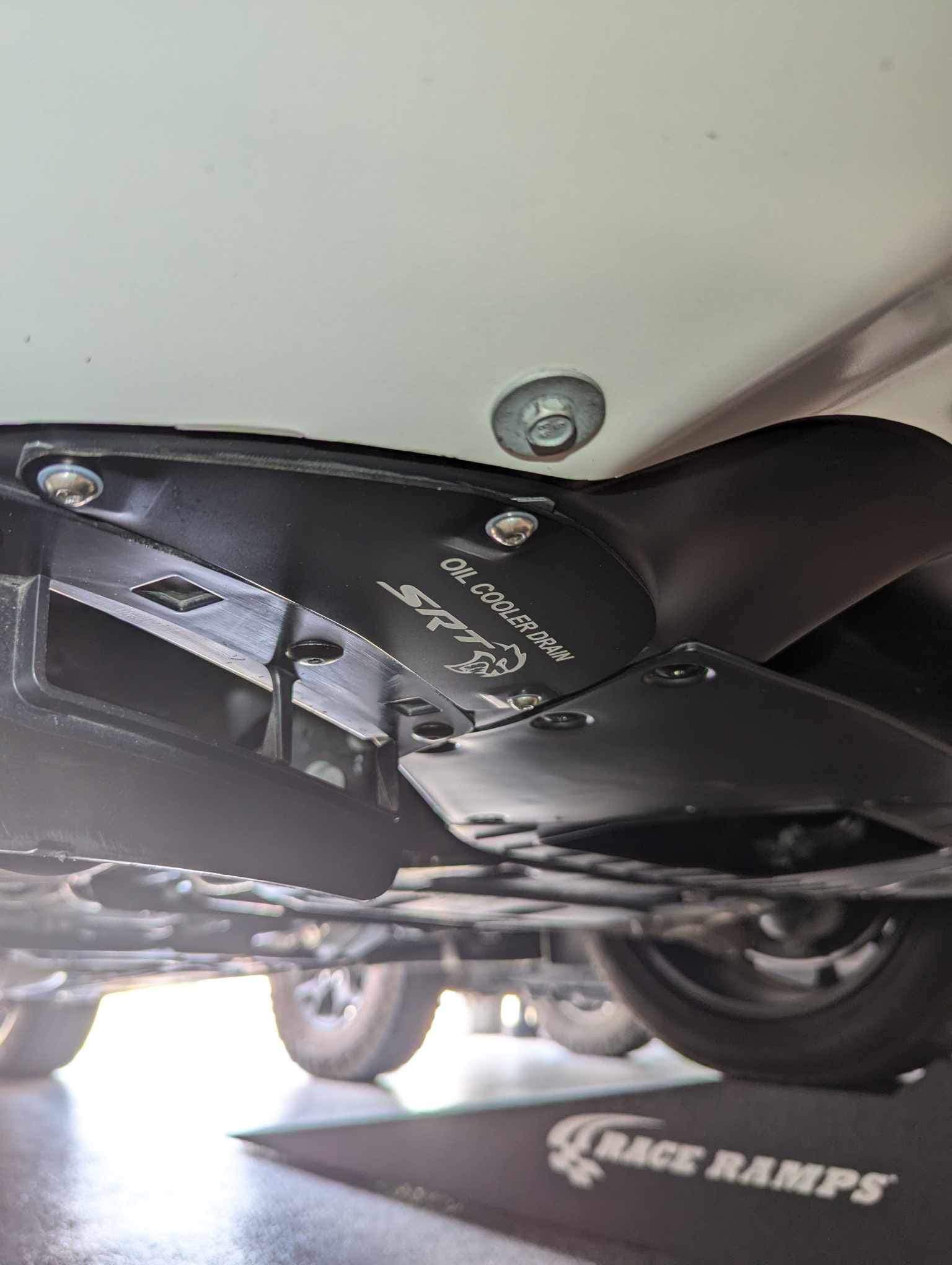 Oil cooler drain kit for Durango HC